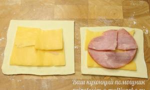 Вкусные слойки с ветчиной и сыром