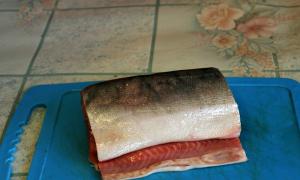 Ako nakladať lososa doma, recept s fotografiou